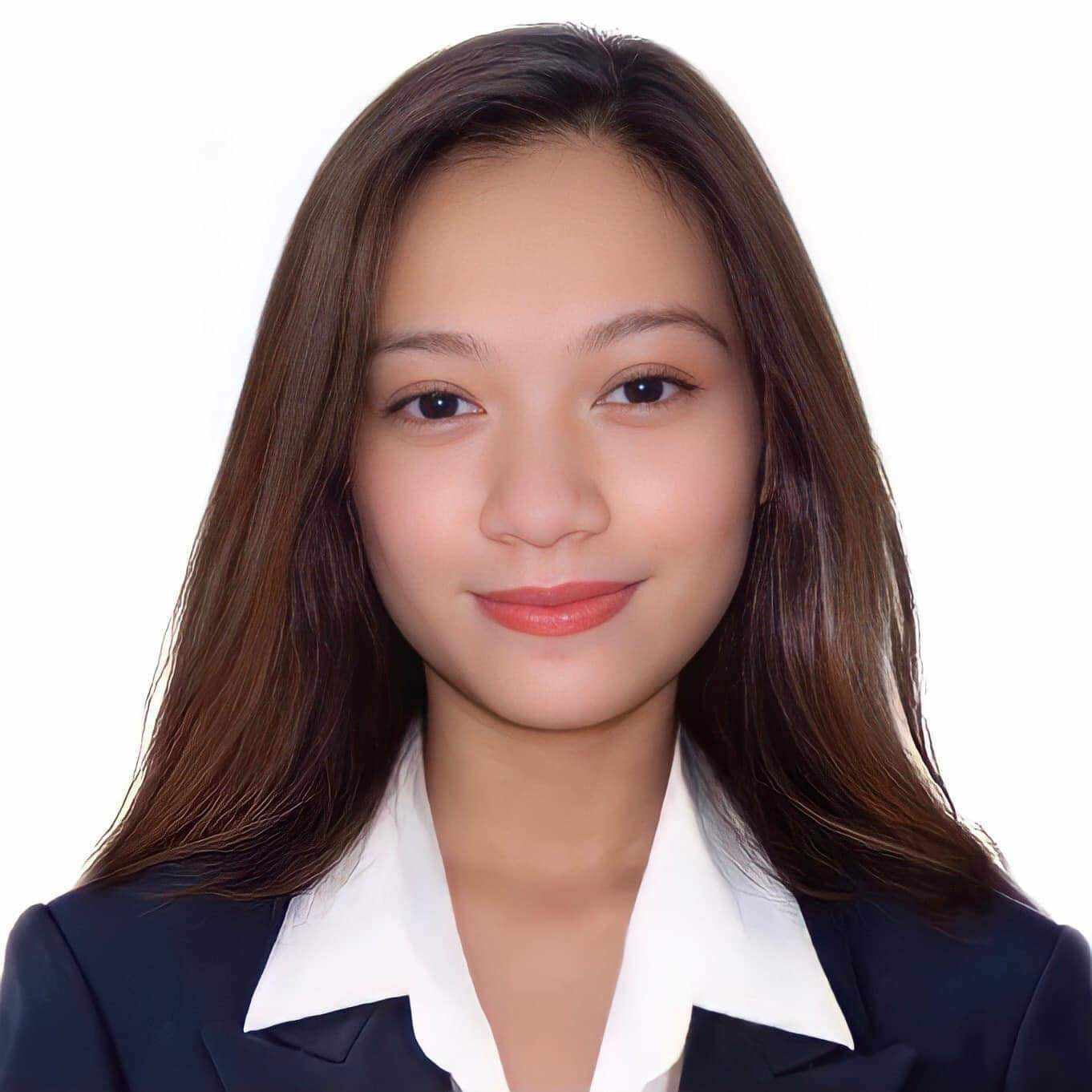 Mary Lyzle Gwhenne R. Lo